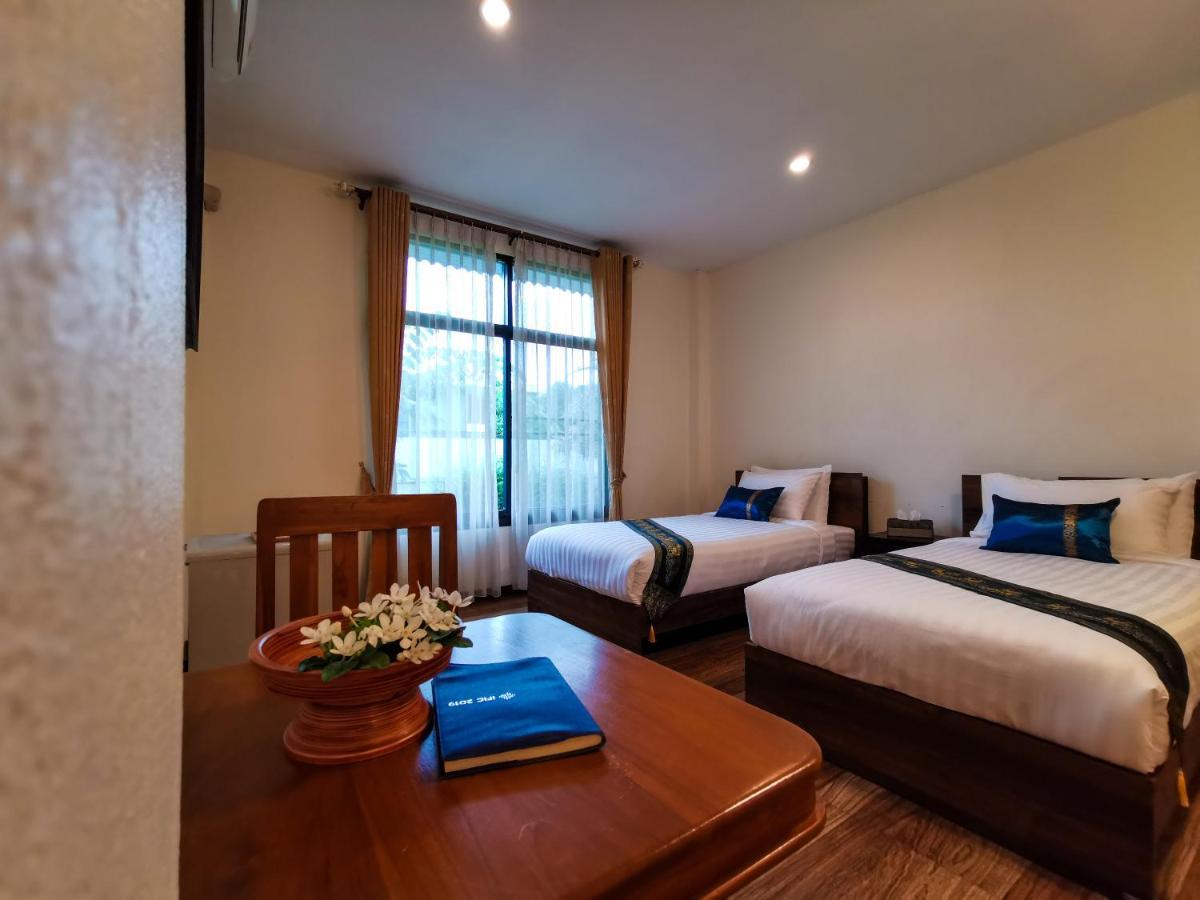 Qg Resort Bangkok Bagian luar foto