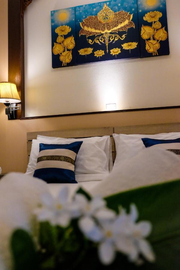 Qg Resort Bangkok Bagian luar foto