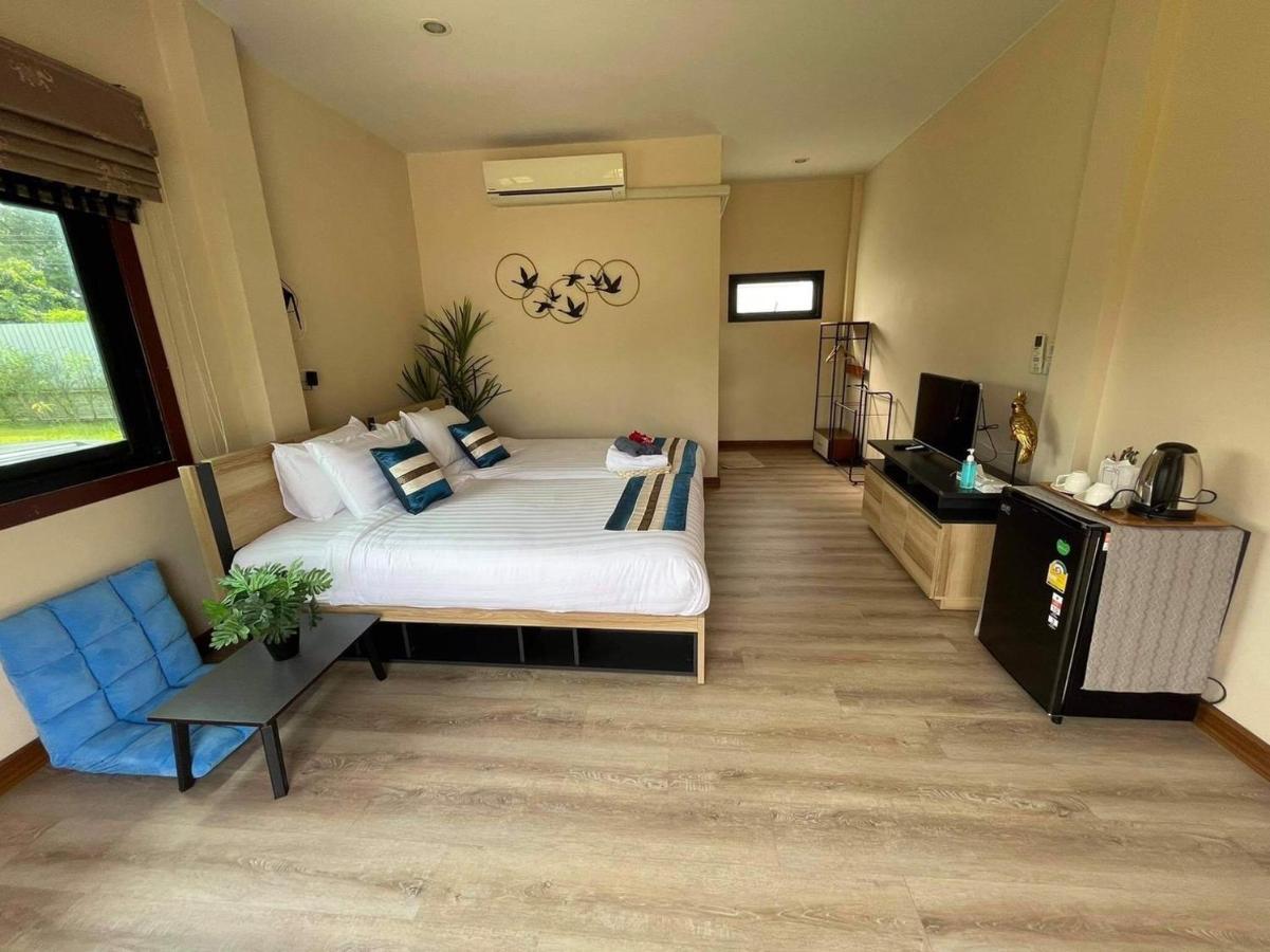 Qg Resort Bangkok Bagian luar foto