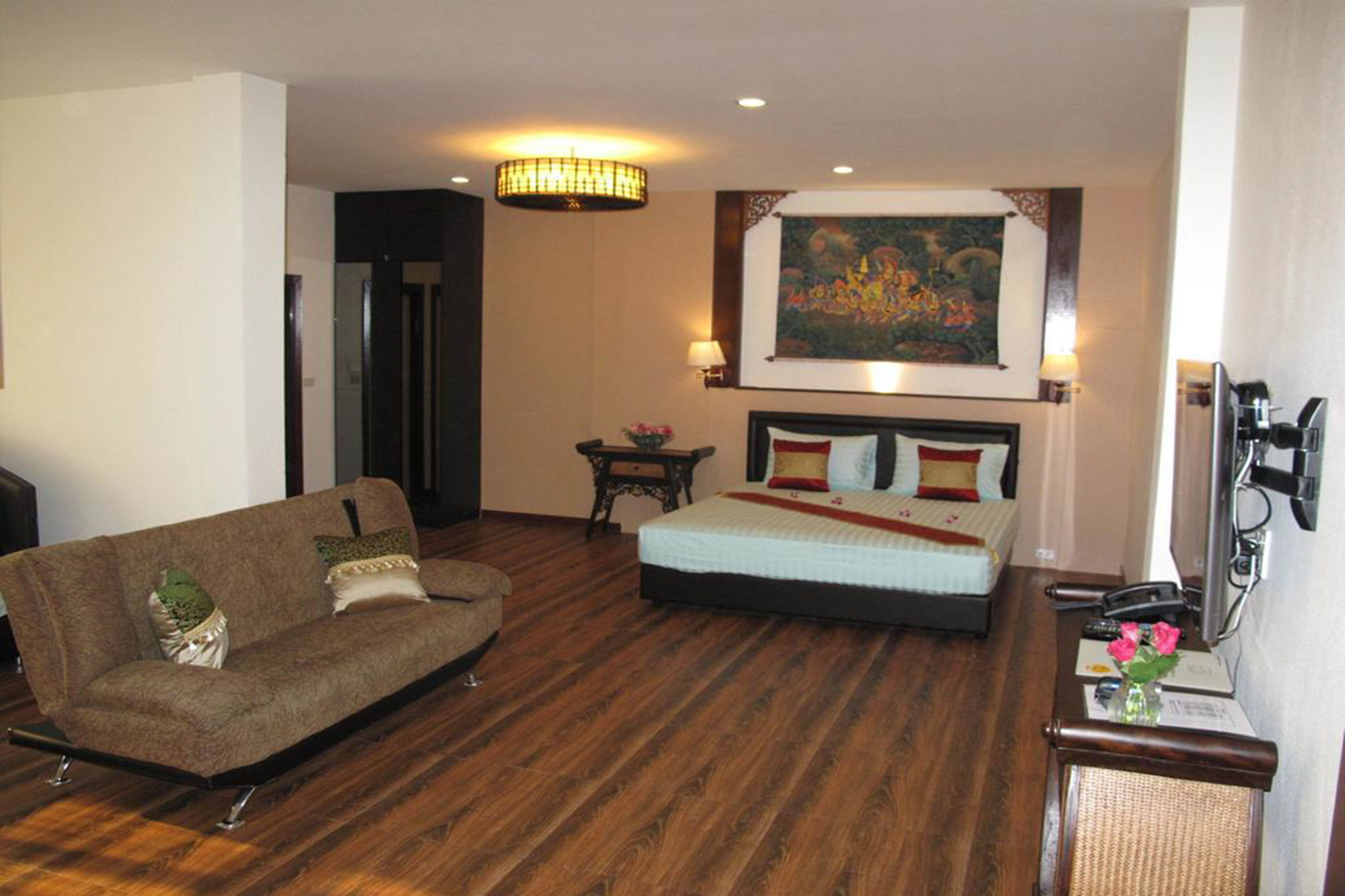 Qg Resort Bangkok Bagian luar foto